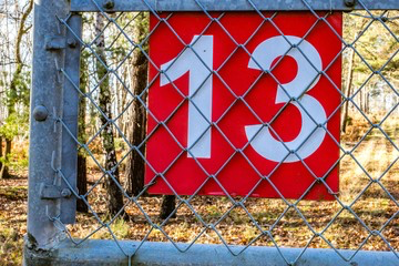 Martes 13: por qué se lo asocia con la “mala suerte” y qué dice la numerología