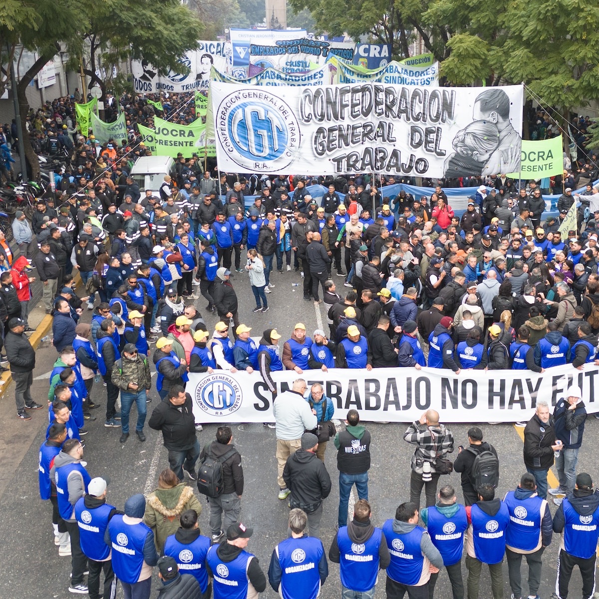 El Gobierno les descontará el día a los estatales que se adhieran al paro nacional contra la reforma laboral