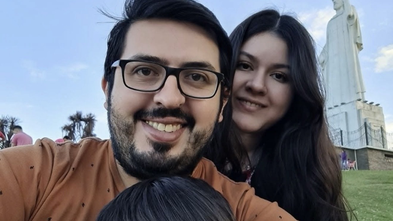 La esposa de Franco Mora apuntó contra la desinformación: “No apareció, lo seguimos buscando”