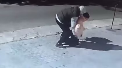 Cayó el hombre que golpeó a un niño de 12 años para robarle la mochila cuando iba a la escuela en La Plata