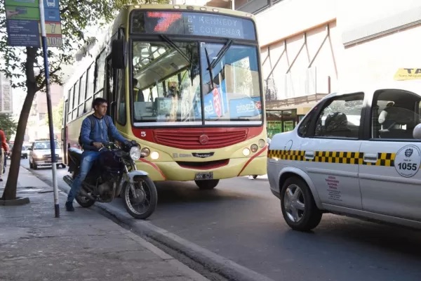 UTA rechazó el pago en cuotas y crece la tensión en el transporte con amenaza de paro