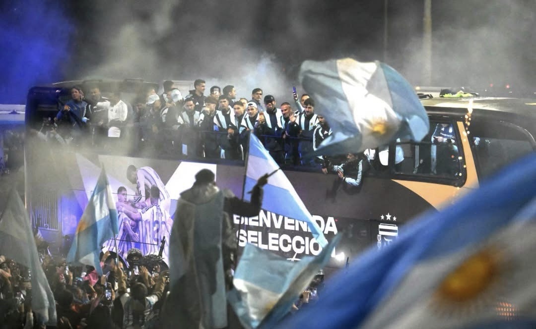 La Selección volvió al país tras el Mundial 2026: así fue el recibimiento en Ezeiza