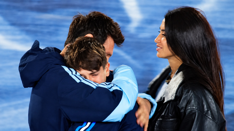 Thiago Messi se quebró durante la despedida de su papá y protagonizó uno de los momentos más emotivos